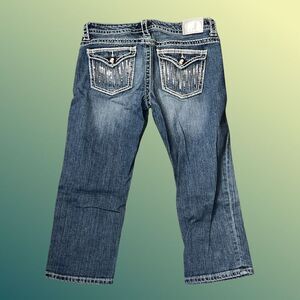 Maurices Premium Denim Low Rise Sequined Capris Size 7/8 #34